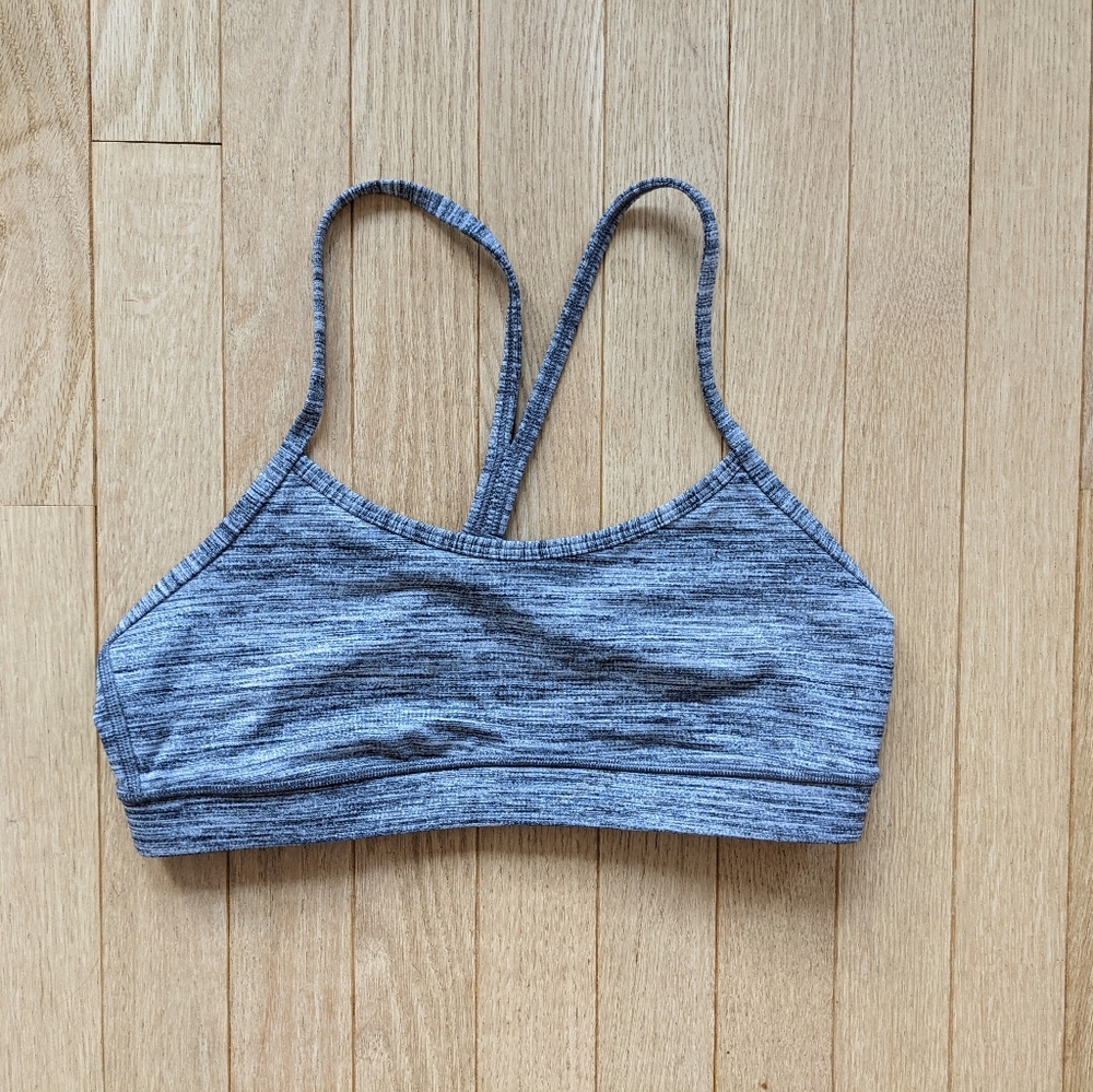 Lululemon| Flow Y Sports Bra